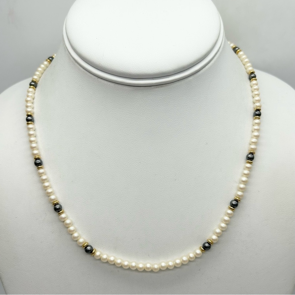 Monet Vintage Pearl and Gold Necklace